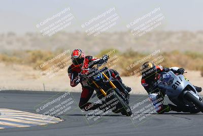 media/Apr-09-2022-SoCal Trackdays (Sat) [[c9e19a26ab]]/Turn 16 (2pm)/